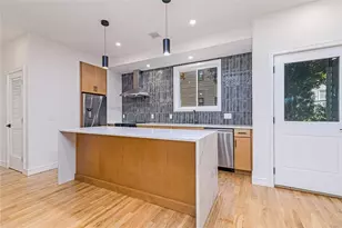 12 Daggett Ct, Providence, RI 02906 - Photo 15