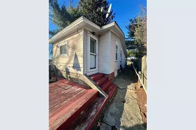 60 Nassau Street, Pawtucket, RI 02860 - Photo 3