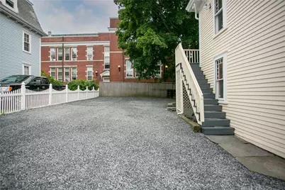 43 Farewell Street Durgin #1, Newport, RI 02840 - Photo 19