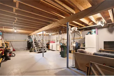 37 Washington Street, North Providence, RI 02904 - Photo 21