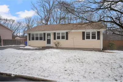 37 Washington Street, North Providence, RI 02904 - Photo 3