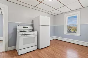 74 Pontiac St, Warwick, RI 02886 - Photo 9