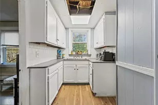 74 Pontiac St, Warwick, RI 02886 - Photo 3