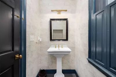 172 Williams Street, Providence, RI 02906 - Photo 21