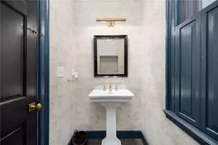 172 Williams St, Providence, RI 02906 - Photo 21