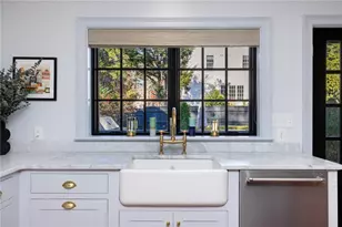 172 Williams St, Providence, RI 02906 - Photo 17