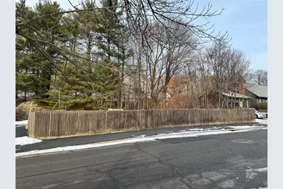 112 Longwood Avenue, Providence, RI 02908 - Photo 1