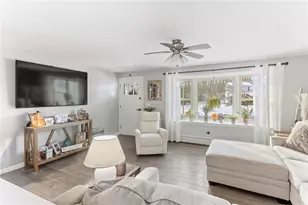 20 Ferncrest Dr, Cumberland, RI 02864 - Photo 5