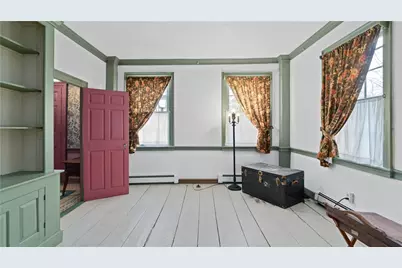 25 Post Road, Warwick, RI 02888 - Photo 9