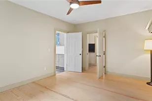 25 Post Rd, Warwick, RI 02888 - Photo 17