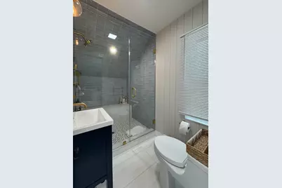 8 Barney Street #3, Newport, RI 02840 - Photo 5