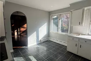 1639 Bulgarmarsh Rd, Tiverton, RI 02878 - Photo 7