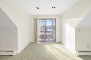 40 Kristen Ct, Warwick, RI 02888 - Photo 31