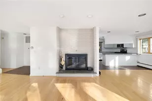 40 Kristen Ct, Warwick, RI 02888 - Photo 11