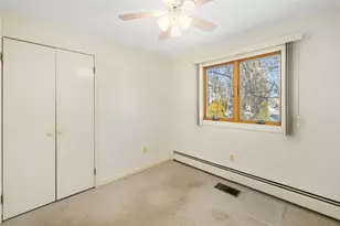 40 Kristen Ct, Warwick, RI 02888 - Photo 23