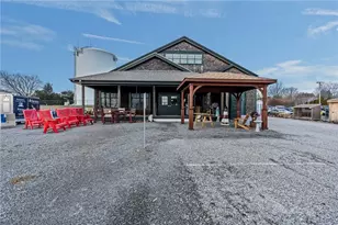 1960 E Main Road Rd, Portsmouth, RI 02871 - Photo 1