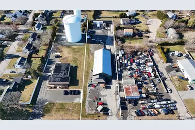 1960 E Main Road Road, Portsmouth, RI 02871 - Photo 3