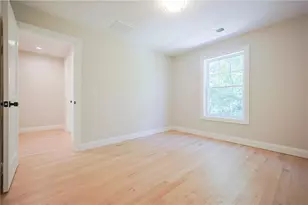 1808 Kingstown Rd, South Kingstown, RI 02879 - Photo 9