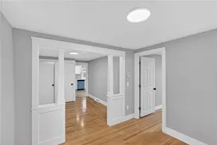 18 Huron St, Warwick, RI 02889 - Photo 5