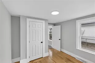 18 Huron St, Warwick, RI 02889 - Photo 15