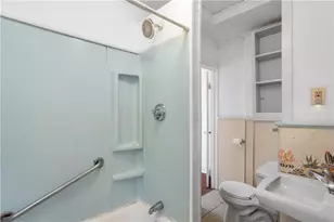 63 Lincoln Ave, Cranston, RI 02920 - Photo 33