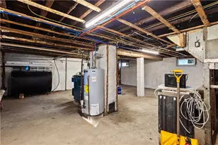 26 Spicer St, Providence, RI 02905 - Photo 17