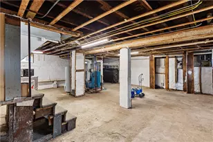 26 Spicer St, Providence, RI 02905 - Photo 15