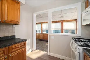 86 Sherwood St, Cranston, RI 02920 - Photo 7