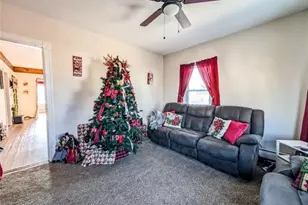 39 John St, Pawtucket, RI 02860 - Photo 9