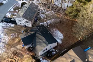 24 Howard Ave, North Providence, RI 02911 - Photo 35