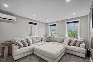 105 Amy Dr, Cranston, RI 02921 - Photo 29