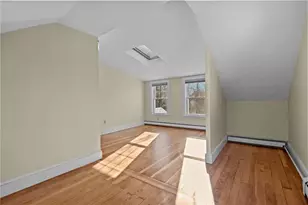 31 Chachapacassett Rd, Barrington, RI 02806 - Photo 31