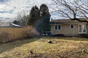 31 Washington St, North Providence, RI 02904 - Photo 37