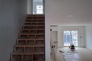 123 Edman St, Warwick, RI 02886 - Photo 3