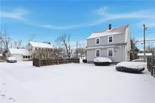 124 Ferris Ave, East Providence, RI 02916 - Photo 43