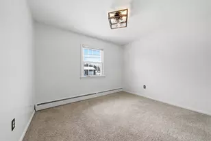 8 Meadow Ln, Coventry, RI 02816 - Photo 23