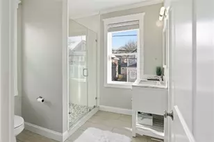 15 Vaughan Ave, Newport, RI 02840 - Photo 19