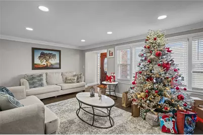 366 Woodbine Street, Cranston, RI 02910 - Photo 11
