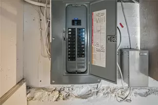 191 S Spruce St, East Providence, RI 02914 - Photo 37