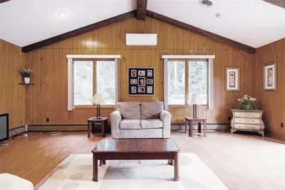 22 Grove Avenue Avenue, North Providence, RI 02911 - Photo 13