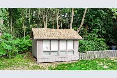 22 Grove Avenue Avenue, North Providence, RI 02911 - Photo 5