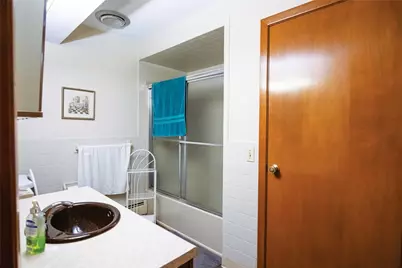 22 Grove Avenue Avenue, North Providence, RI 02911 - Photo 19