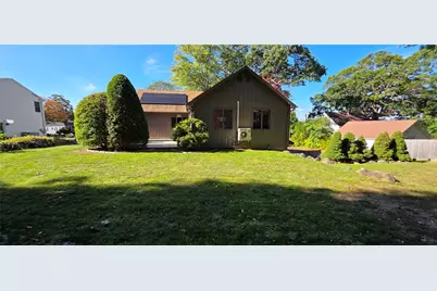 22 Grove Avenue Avenue, North Providence, RI 02911 - Photo 3