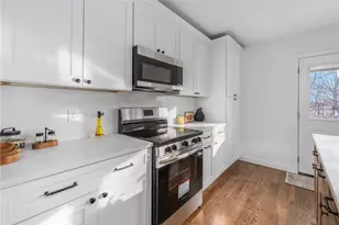 26 Ledge Dr, West Warwick, RI 02893 - Photo 15