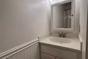 31 Devereux Ave, Providence, RI 02909 - Photo 13