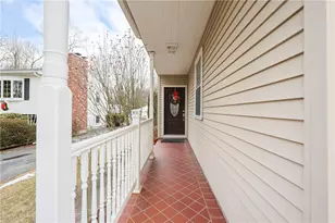 25 Chestnut St, Cumberland, RI 02864 - Photo 3