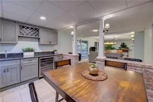 181 Heritage Dr, Warwick, RI 02818 - Photo 3