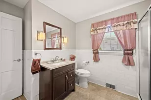 1 Kenton Ave, East Providence, RI 02916 - Photo 15