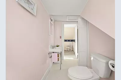 1 Kenton Avenue, East Providence, RI 02916 - Photo 31