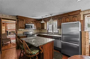 118 Hopkins Ave, Johnston, RI 02919 - Photo 13